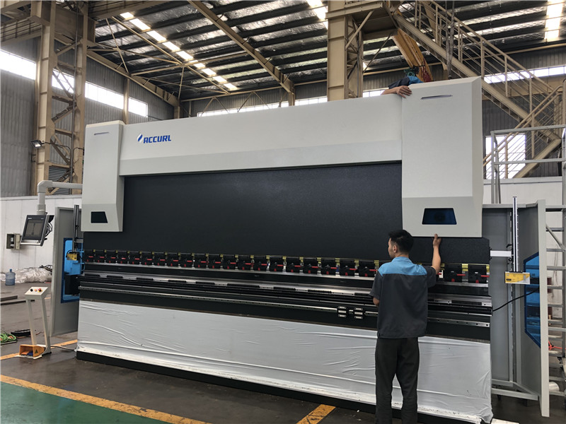 ACCURL cnc ప్రెస్ బ్రేక్ DA58T 4axis 6000m