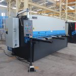 హైడ్రాలిక్ మెటల్ ప్లేట్ స్వింగ్ బీం మర్చే యంత్రం